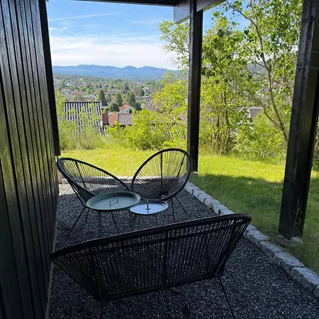 Med Utsikt Pa Solsiden Apartament